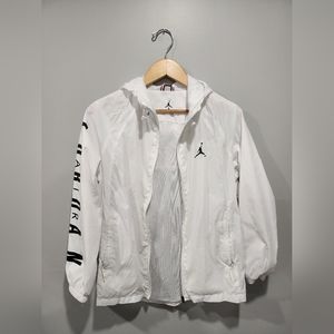 Nike Air Jordan Windbreaker jacket size small color white
